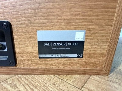 DALI ZENSOR VOKAL CENTER SPEAKER LIGHT WALNUT - TESTED OK EXCELLENT+++