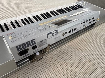 KORG M3 73 XPANDED WORKSTATION SYNTHESIZER LEGENDARY RARE INSTRUMENT EXCELLENT