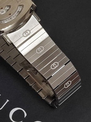 GUCCI GRIP WATCH 38MM YA157410 STAINLESS STEEL SILVER UNUSED W/ BOX & PAPERS