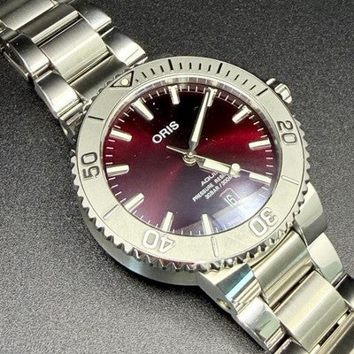 ORIS AQUIS DATE RED DIAL AUTOMATIC 41MM MEN WATCH BOX PAPERS EXCELLENT
