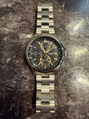 CASIO OCEANUS OCW-T2600 DIGITAL WATCH BLACK/GOLD TITANIUM RADIO SOLAR 42.5MM