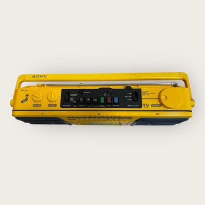 SONY CFS-V75 SPORTS STEREO CASSETTE CORDER AUTO REVERSE FM AM YELLOW AC100V DC9V