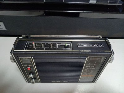 TOSHIBA RP-750FT 3-BAND VINTAGE RADIO JAPAN MADE EXCELLENT+++++