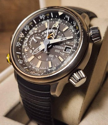 CITIZEN PROMASTER ALTICHRON ALTIMETER COMPASS ADVENTURE WATCH 48MM BLACK GRAY