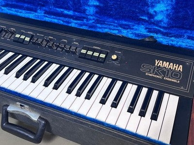 YAMAHA SK10 1970S VINTAGE ANALOG STRING ORGAN BRASS SYNTH TESTED W/ CASE JAPAN