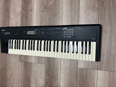 YAMAHA S03 BL 61-KEY SYNTHESIZER W/ AC ADAPTER MANUAL TESTED FROM JAPAN