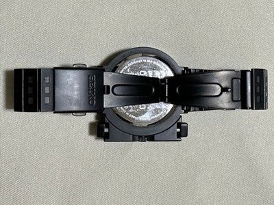 SEIKO SCED037 7T12-0BM0 QUARTZ CHRONOGRAPH BLACK DIAL WATCH BOX PAPERS LINKS