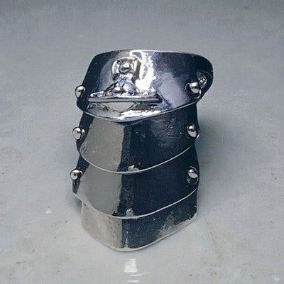 VIVIENNE WESTWOOD ARMOR RING, GUNMETAL, 925 STERLING SILVER, SIZE 11-13 (M)