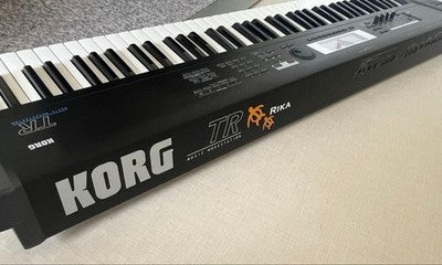 KORG TR76 WORKSTATION SYNTHESIZER 76-KEY W/ ADAPTER SOFT CASE FROM JAPAN AS IS