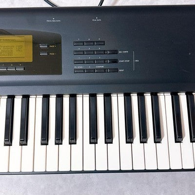 KORG 01/W FD MUSIC WORKSTATION SYNTHESIZER 61 KEYS TESTED WORKING AS IS