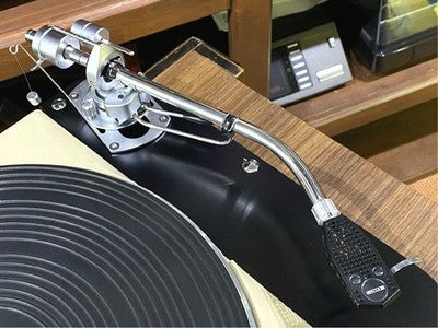 THORENS TD124 TURNTABLE SME 3009 S2 TONEARM SYSTEM VINTAGE WORKING FROM JAPAN