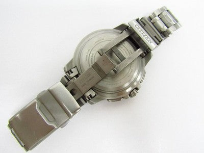 CITIZEN PROMASTER SKY F900-S104602 ECO-DRIVE SOLAR RADIO-CONTROLLED WATCH USED