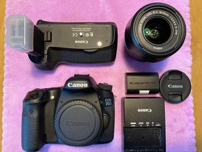 CANON EOS 70D DSLR CAMERA BODY WITH BATTERY GRIP AND LENS SET COMPLETE PACKAGE