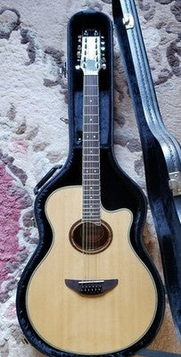 YAMAHA APX-700II-12 NT 12 STRING ELECTRO ACOUSTIC GUITAR W/HARD CASE