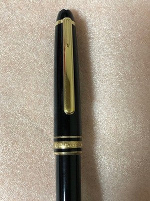 MONTBLANC MEISTERSTUCK BLACK GOLD FOUNTAIN PEN NIB 14K RESIN MADE IN GERMANY