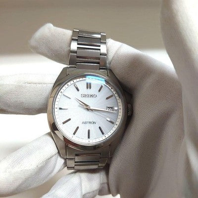 SEIKO ASTRON SBXY029 7B72-0AD0 SOLAR RADIO CONTROLLED TITANIUM WATCH