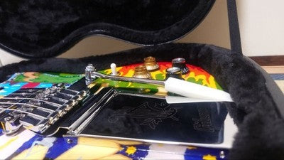 SG THE FOOL REPLICA ELECTRIC GUITAR W/ GIBSON HARD CASE, STRAP, TAILPIECE COVER