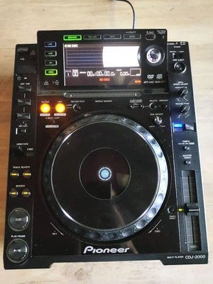 PIONEER CDJ-2000 PROFESSIONAL DJ MULTI PLAYER - E-8709 ERROR CLEAR, NEW CABLES