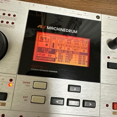 ELEKTRON MACHINEDRUM SPS-1 FULLY WORKING WITH ADAPTER MANUAL COVER GOOD USED
