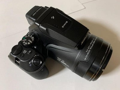 NIKON COOLPIX P900 83X OPTICAL ZOOM DIGITAL CAMERA, FULLY WORKING GOOD USED