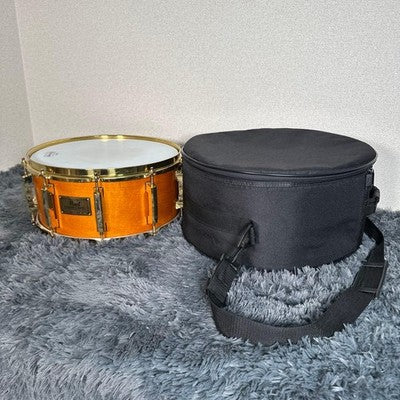 PEARL CUSTOM CLASSIC ONE-PIECE MAPLE SNARE DRUM - 36CM X 19CM - USED