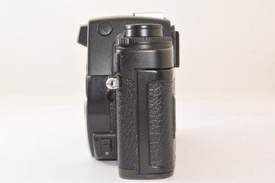 LEICA R6.2 BODY BLACK FILM SLR CAMERA MECHANICAL SHUTTER FOR PARTS NOT WORKING