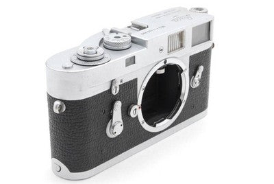 LEICA M2 35MM FILM CAMERA RANGEFINDER SILVER CHROME TESTED