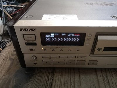 SONY DTC-2000ES DAT DECK DIGITAL AUDIO TAPE RECORDER ES SERIES JAPAN JUNK