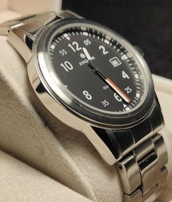 JUNGHANS MEN'S WRISTWATCH ROUND FACE GERMAN MADE QUARTZ EXCELLENT+++++