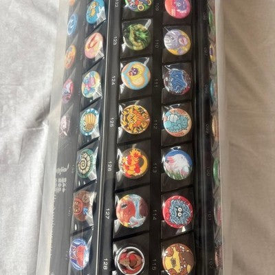 POKEMON CENTER 15TH ANNIVERSARY POKEMON BADGE 151 LIMITED 10000PCS