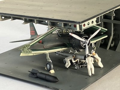 1/72 AKAGI MIDWAY DIORAMA B5N KATE AIRCRAFT CARRIER MODEL BUILT PAINTED