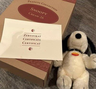 STEIFF SNOOPY CREAM 26 EDITION 1500PCS LIMITED PLUSH DOLL W/BOX