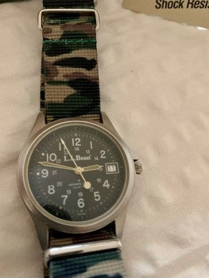 L.L.BEAN HAMILTON WRISTWATCH STAINLESS STEEL WATER RESISTANT WITH BOX MANUAL
