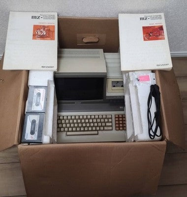 SHARP MZ-1200 TESTED WORKING W BOX MANUALS SP-5030 TAPE 8 BONUS TAPES JAPAN