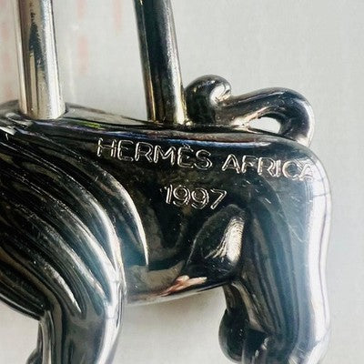 HERMES 1997 MARGIELA ERA LION CADENA CHARM PALLADIUM SILVER LIMITED EDITION