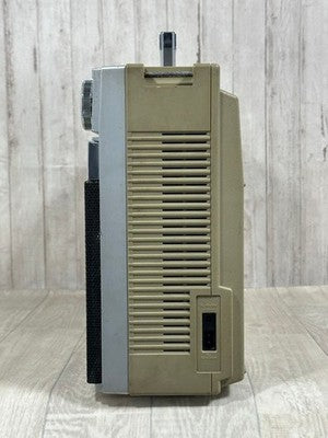 TOSHIBA RT-S87 FM AM STEREO CASSETTE RECORDER BOMBEAT SILVER AC100V 50/60HZ 20W