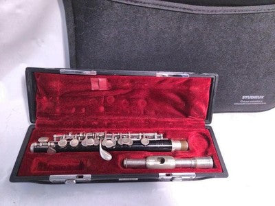 YAMAHA YPC-32 PICCOLO, MADE IN JAPAN, GOOD WORKING CONDITION, WITH CASE
