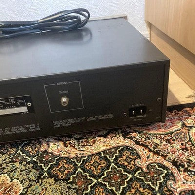 ACCUPHASE T-105 FM TUNER QUARTZ LOCK SYNTHESIZER VINTAGE HIFI JAPAN