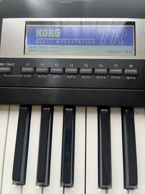 KORG TR76 WORKSTATION SYNTHESIZER 76 KEY TRITON ENGINE MUSIC KEYBOARD