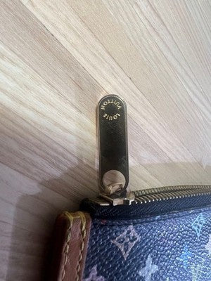 LOUIS VUITTON M92654 MONOGRAM MULTICOLORE COIN CASE WITH KEY RING LADIES