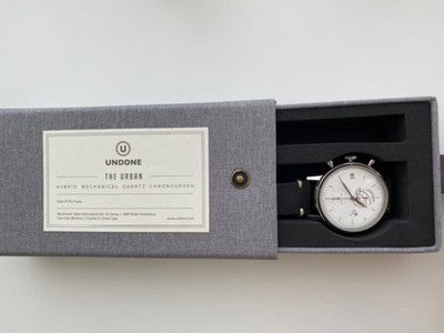 THE URBAN SNOOPY QUARTZ WATCH LIMITED EDITION BATTERY POWERED ANALOG JAPAN
