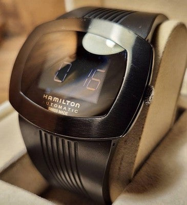 HAMILTON PULSOMATIC AUTOMATIC DIGITAL JAZZMASTER SWISS WATCH 48MM VINTAGE