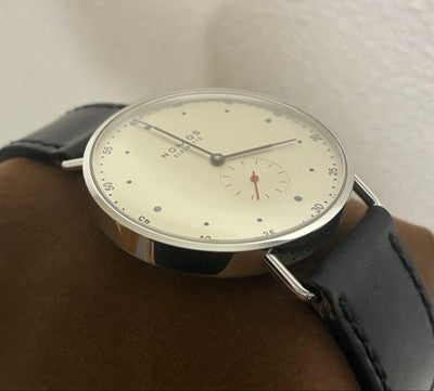 NOMOS METRO MT1A4W2 38.5MM ALPHA HAND-WIND BAUHAUS SILVER DIAL MEN'S WATCH USED
