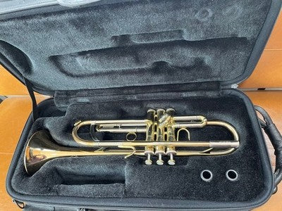 JUPITER JTR-812R BB TRUMPET GOLD BRASS BELL, ML BORE, USED W/ ORIGINAL CASE