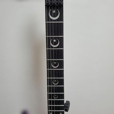 KIRK HAMMETT SPARKLE OUIJA STYLE ELECTRIC GUITAR EXCELLENT CONDITION HOME
