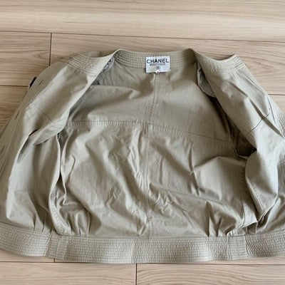 CHANEL VINTAGE BEIGE COTTON SKIRT SUIT SET GOLD BUTTONS SIZE 40 AUTHENTIC
