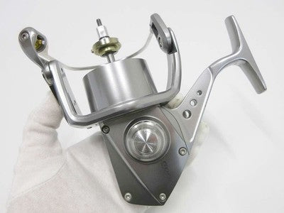 DAIWA SALTIGA Z6000 BODY SPINNING REEL PARTS FISHING FROM JAPAN EXCELLENT+++++.