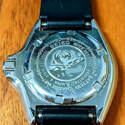 SEIKO PROFESSIONAL 2A22-0170 MINI DIVER 200M QUARTZ WATCH RARE VINTAGE JAPAN
