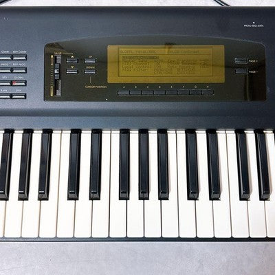 KORG 01/W FD MUSIC WORKSTATION SYNTHESIZER 61 KEYS TESTED WORKING AS IS