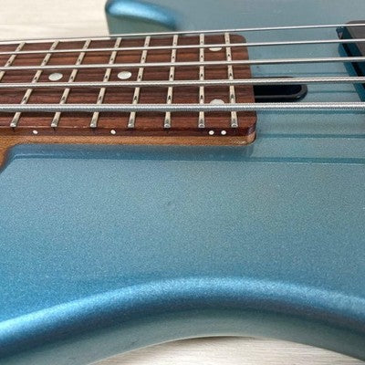 YAMAHA BBG5S ACTIVE 5-STRING ELECTRIC BASS GUITAR W/ GIG BAG FROM JAPAN